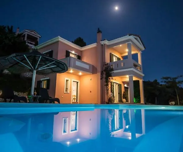 Private, Pool, Sunsets, Beaches, Amenities - Eleni Atháni