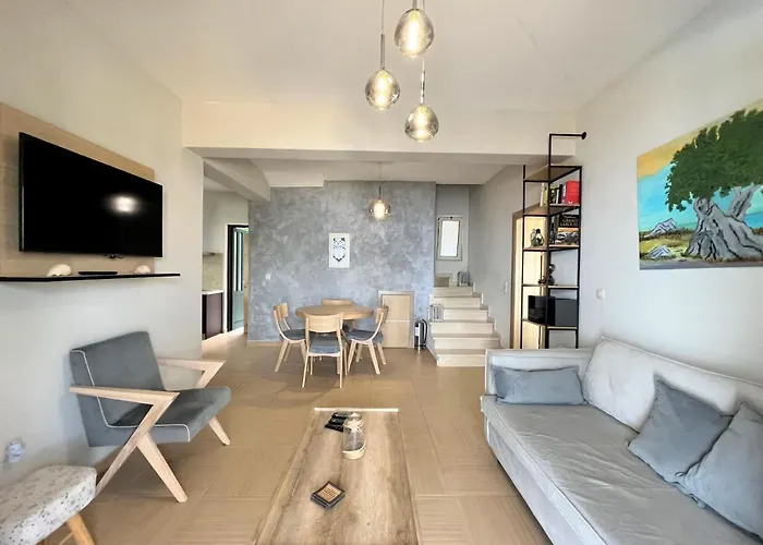 Private, Pool, Sunsets, Beaches, Amenities - Eleni