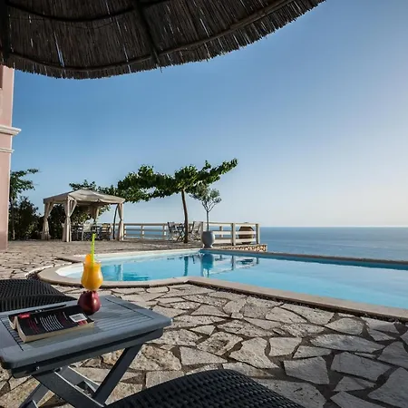 Villa Private, Pool, Sunsets, Beaches, Amenities - Eleni